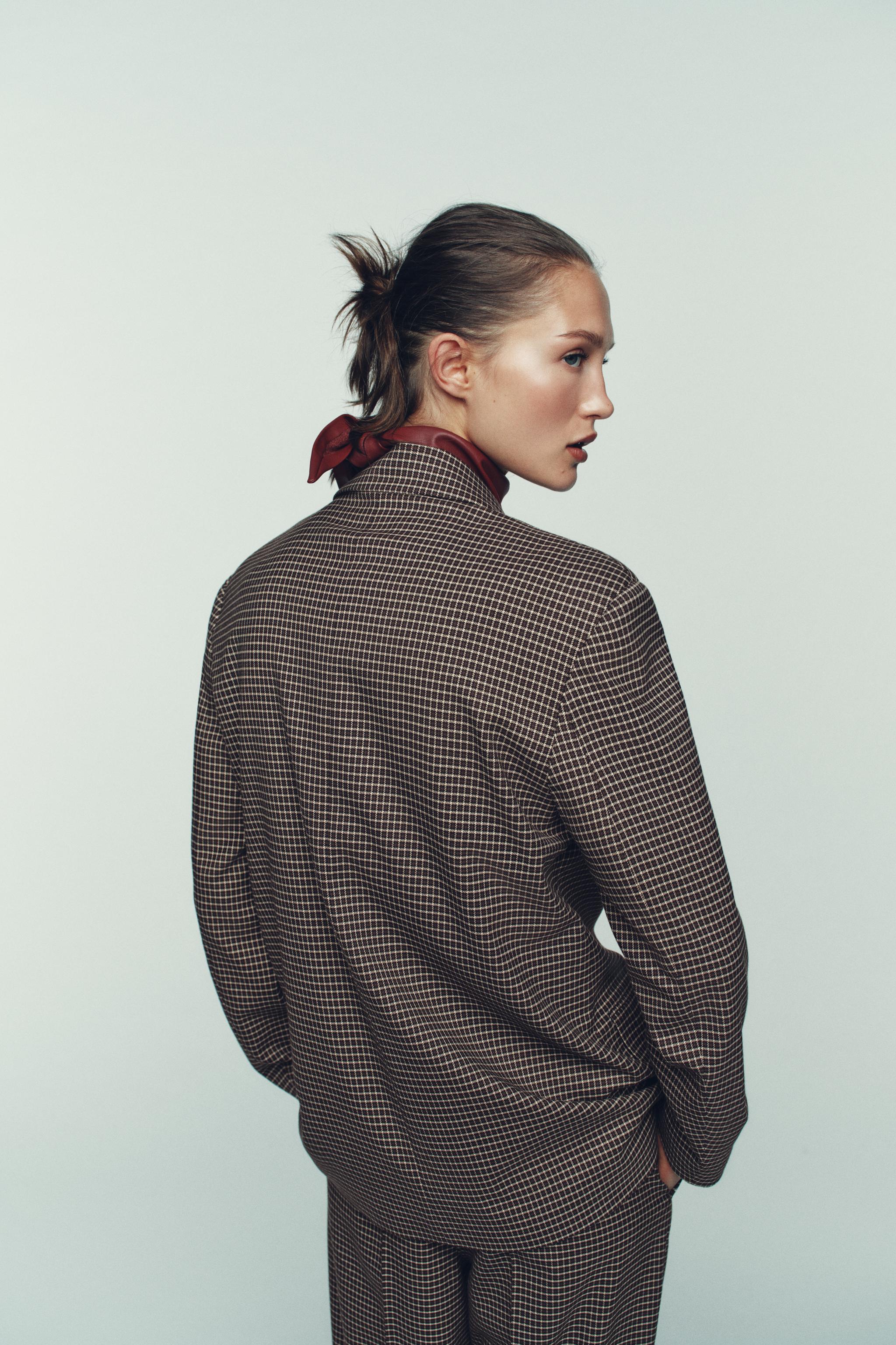 VESTE OVERSIZE À BOUTONNAGE CROISÉ ET CARREAUX